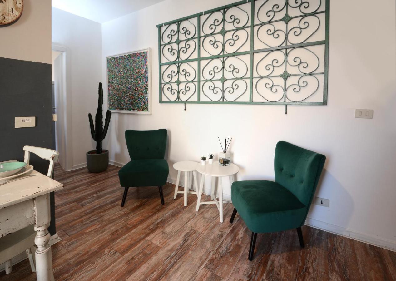 Natale Del Grande 21 Stylish Appartement *